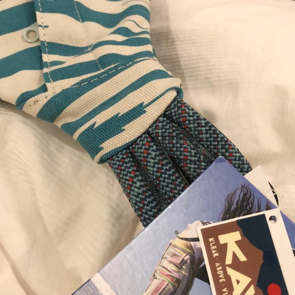 KAVU ROPE CROSSBODY BAG in SKYLINE IKAT NWT - Picture 5 of 12